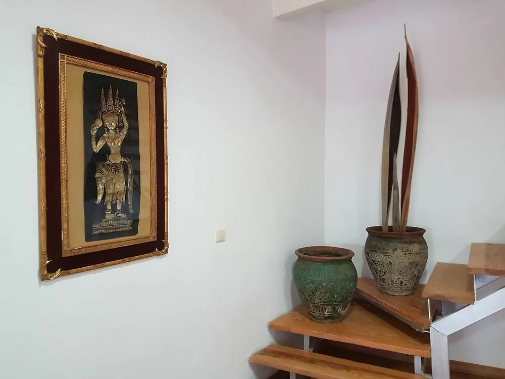 Otel Finca La Vida Loca Benalmádena